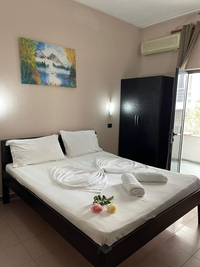 Seashell Beach Rooms Shkallnur Ngoại thất bức ảnh
