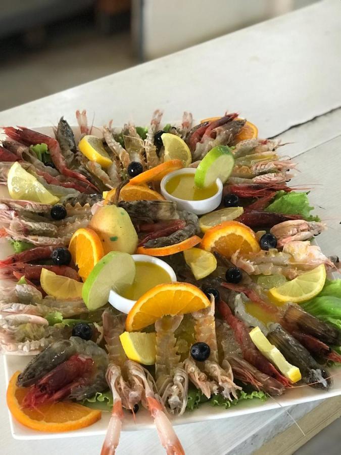 Seashell Beach Rooms Shkallnur Ngoại thất bức ảnh