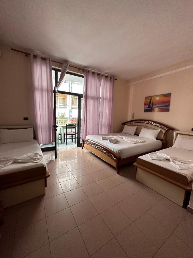 Seashell Beach Rooms Shkallnur Ngoại thất bức ảnh