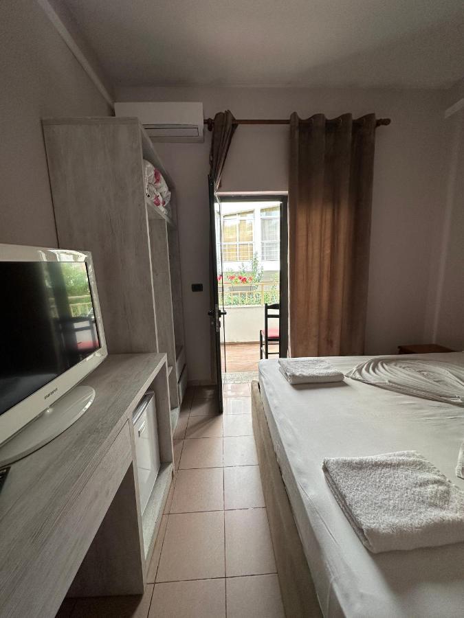 Seashell Beach Rooms Shkallnur Ngoại thất bức ảnh